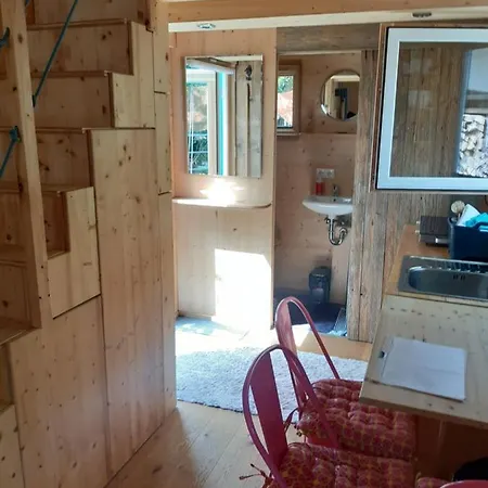 Tinyhouse Grantschen Nyaraló *